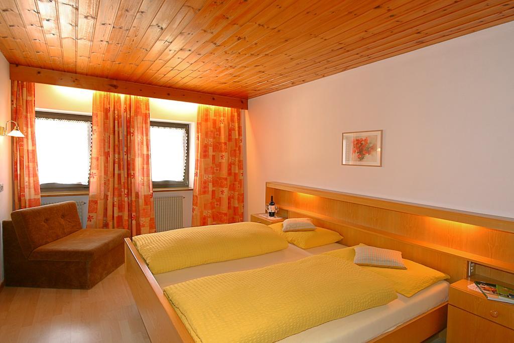 Ferienwohnungen Bulandhof Olang Habitación foto